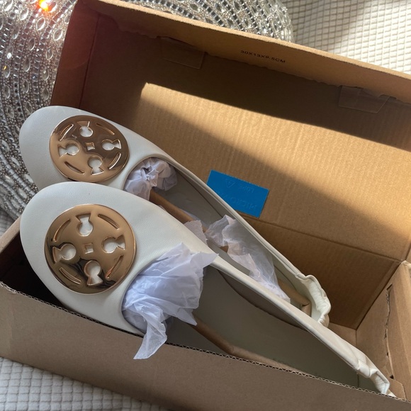 White Flats with Gold Accents - Picture 1 of 6